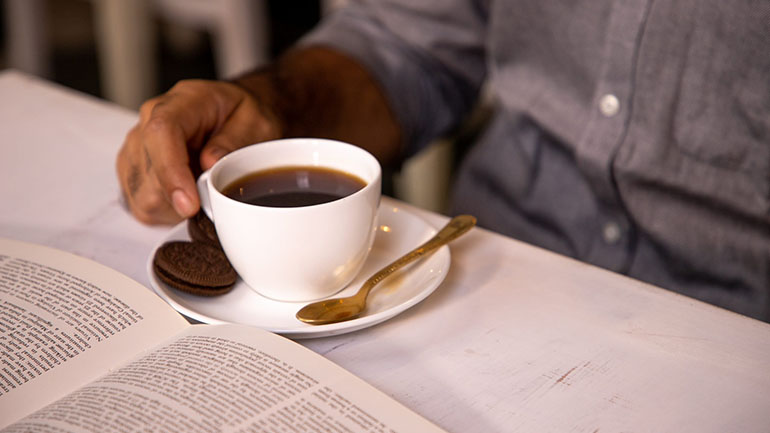Ο πολύς καφές και η μεσογειακή διατροφή μειώνουν τον κίνδυνο καρκίνου του προστάτη Ο πολύς καφές και η μεσογειακή διατροφή μειώνουν τον κίνδυνο καρκίνου του προστάτη