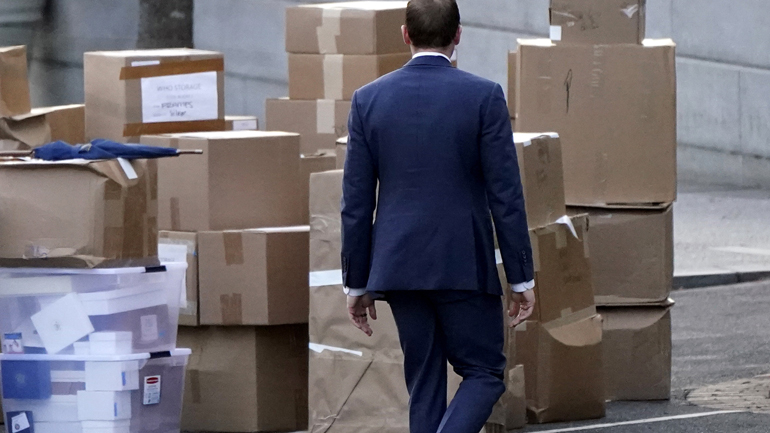 Αλλαγή διοίκησης στον Λευκό Οίκο: Η «μετακόμιση» του Τραμπ σε εικόνες