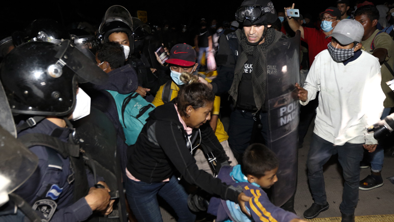 Χιλιάδες μετανάστες από την Ονδούρα εισήλθαν στη Γουατεμάλα