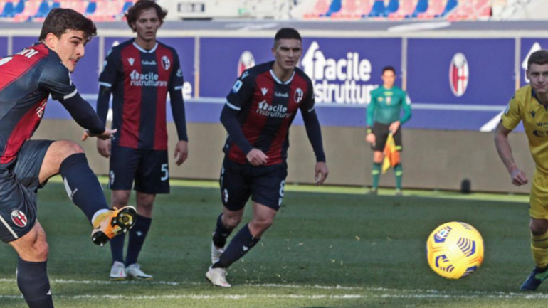 Νίκη μετά από ενάμιση μήνα για την Μπολόνια, 1-0 τη Βερόνα