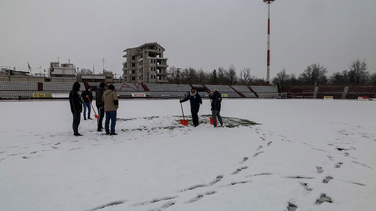 Δείτε εικόνες από την χιονισμένη Λάρισα