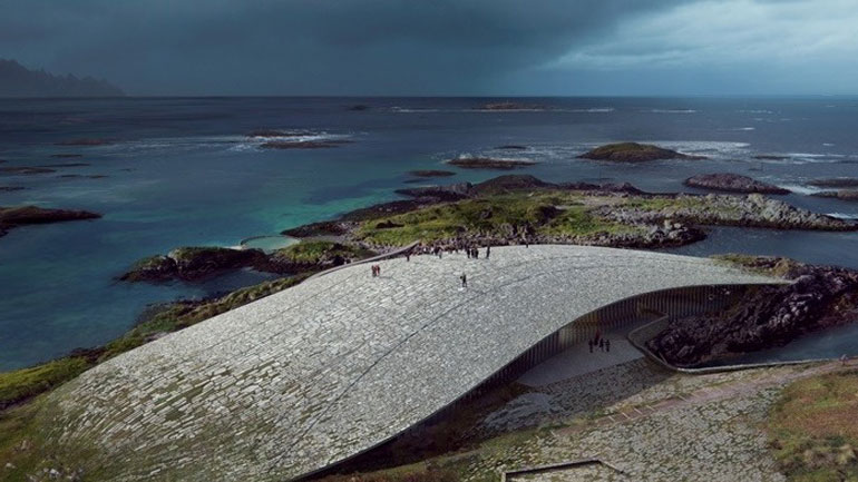 «The Whale»: Η συγκλονιστική αρκτική ατραξιόν στη Νορβηγία