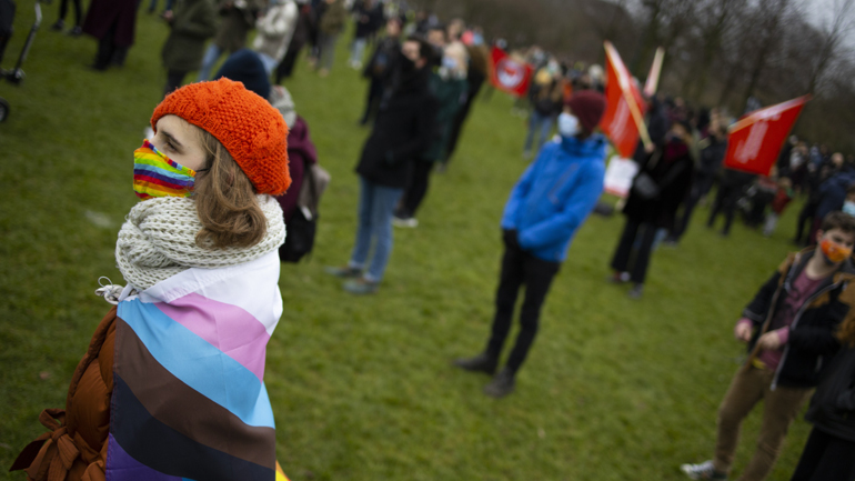 Ολλανδία: Διαδήλωση στο Άμστερνταμ κατά των περιοριστικών μέτρων