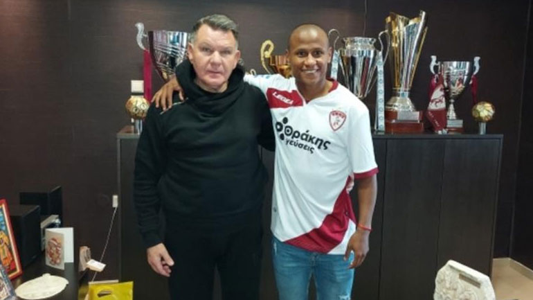 ΑΕΛ: Ενίσχυση σε άμυνα και επίθεση με Χουσίνο και Ακούνια