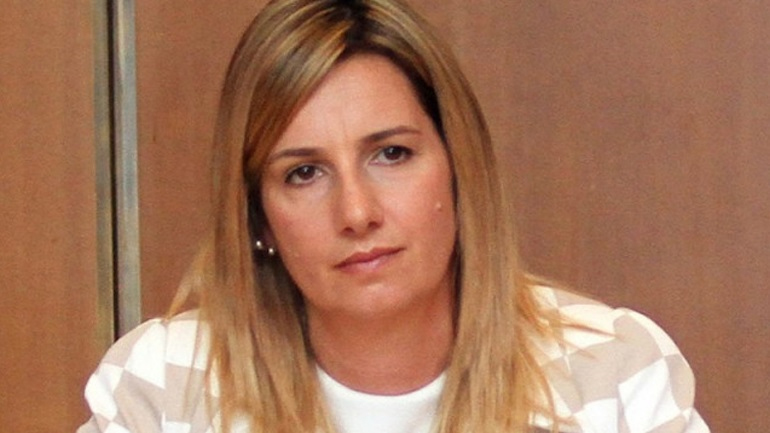 Όταν οι ‘δεινόσαυροι’ καταστρέφουν ζωές…