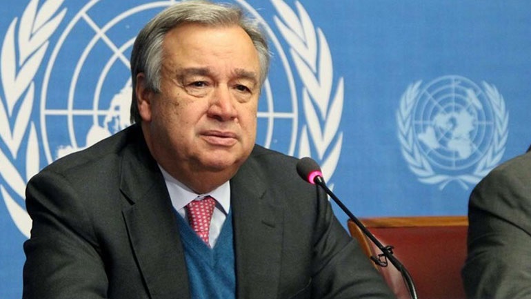 Γκουτέρες: Οι χώρες πρέπει να δεσμευτούν να μοιραστούν τις πλεονάζουσες δόσεις εμβολίων