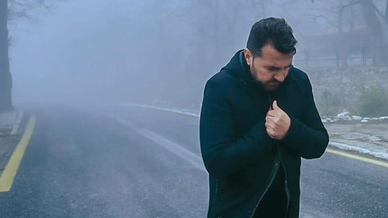 Λορέντζος Γκρέτσας: Κυκλοφόρησε το νέο του τραγούδι με τίτλο «Μία δικαιολογία»