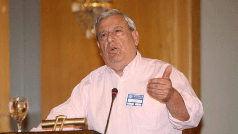 Ο Ψαρρόπουλος ανακοίνωσε την υποψηφιότητά του για την προεδρία της ΕΠΟ