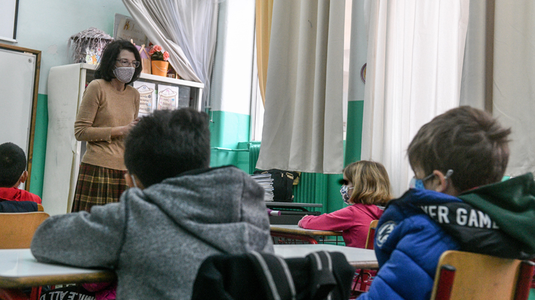 Κλειστά σχολεία στην Αττική λόγω παγετού – Δεν θα ανοίξουν την Τρίτη σε Βαρνάβα και Γραμματικό