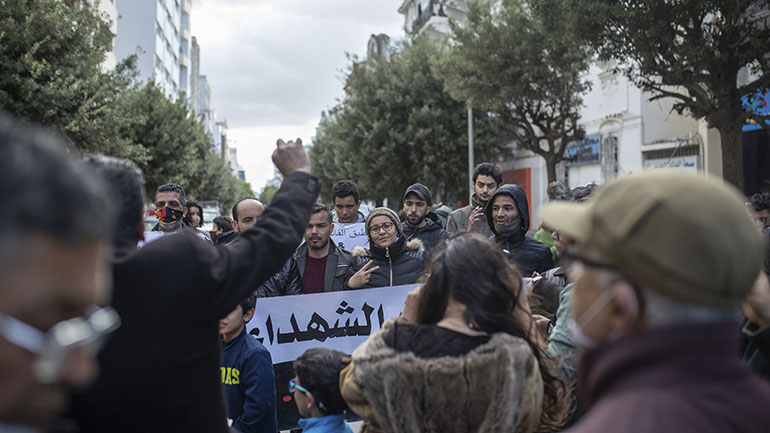 Τυνησία: Συνολικά 600 άνθρωποι συνελήφθησαν – Ο στρατός έστειλε ενισχύσεις έπειτα από ταραχές