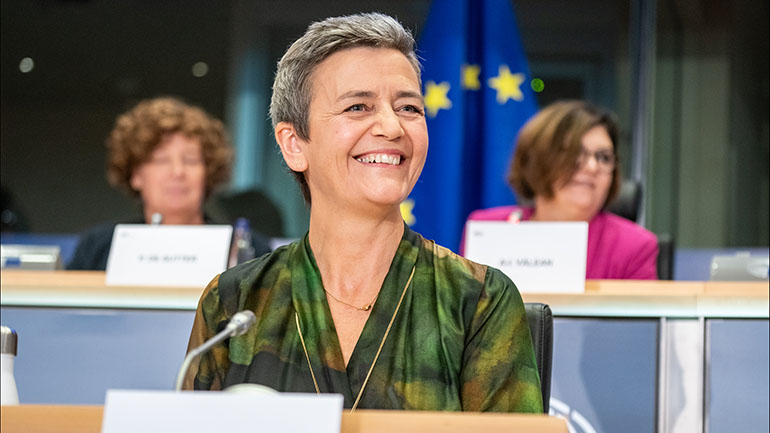 Σε αυτοαπομόνωση Ευρωπαίοι επίτροποι μετά το ταξίδι στην Πορτογαλία