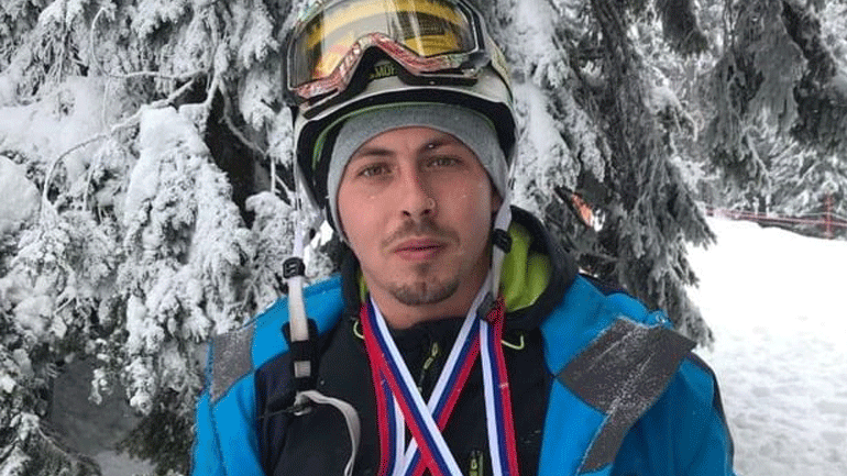 Χιονοσανίδα: Χρυσό μετάλλιο τεχνικής κατάβασης για τον Γιάννη Δούμο στο Κοπαόνικ της Σερβίας