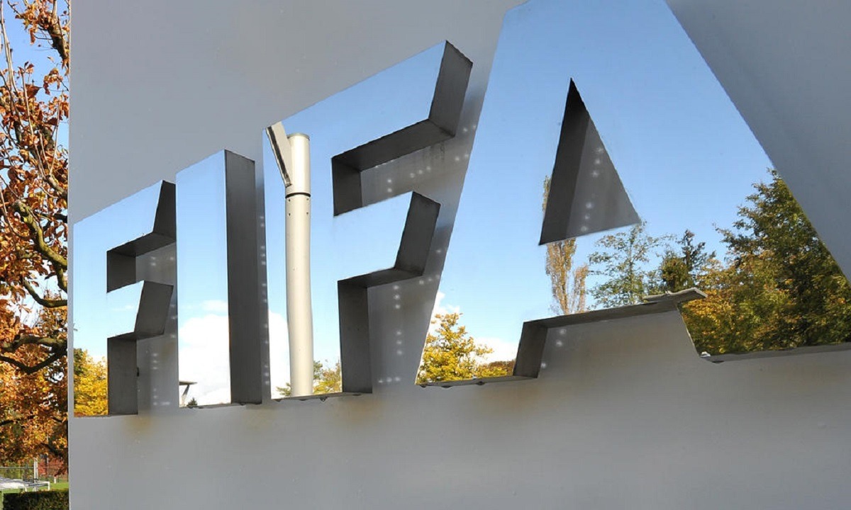 FIFA: Μείωση κατά 23,4% στα ποσά των μεταγραφών το 2020 λόγω του Covid-19