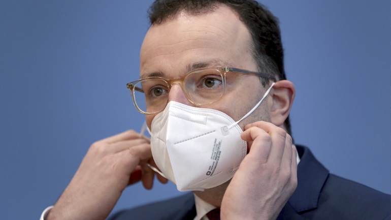 Γερμανία: Ο υπ. Υγείας υπερασπίζεται τη διαδικασία προμήθειας εμβολίων