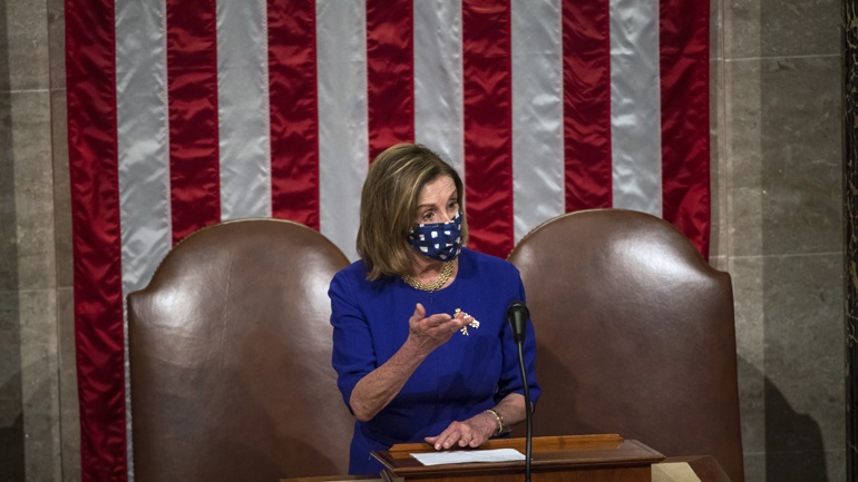 ΗΠΑ: Η αστυνομία συνέλαβε μια γυναίκα που μπορεί να επιχείρησε να πουλήσει τον υπολογιστή της Πελόζι