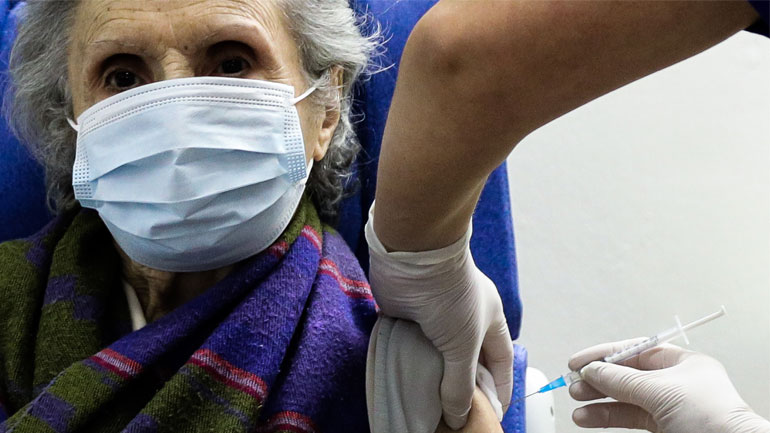 Έναρξη εμβολιασμών στις Μονάδες Φροντίδας Ηλικιωμένων στην Κρήτη