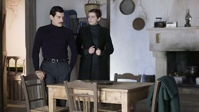 Άγριες Μέλισσες: Η Ασημίνα μιλάει στον Νικηφόρο για τον εκβιασμό που δέχεται