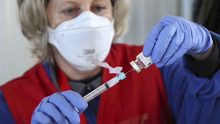 Η Αργεντινή ενέκρινε το ρωσικό εμβόλιο κατά του κορωνοϊού για άτομα ηλικίας άνω των 60 ετών