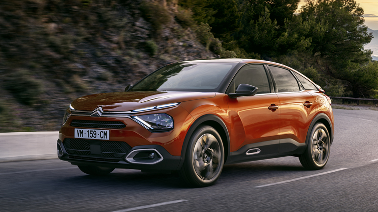 Από 17.950 ευρώ ξεκινούν οι τιμές του νέου Citroen C4 C-Cross Από 17.950 ευρώ ξεκινούν οι τιμές του νέου Citroen C4 C-Cross