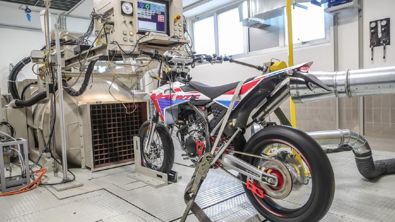 Στο δυναμόμετρο ένα από τα μοντέλα της Fantic...