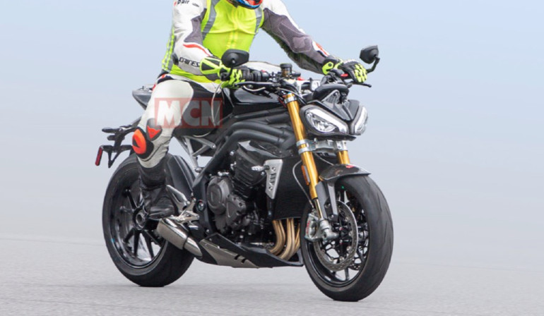 Κατασκοπική εικόνα του βρετανικού MCN με το νέο Speed Triple 1200RS.