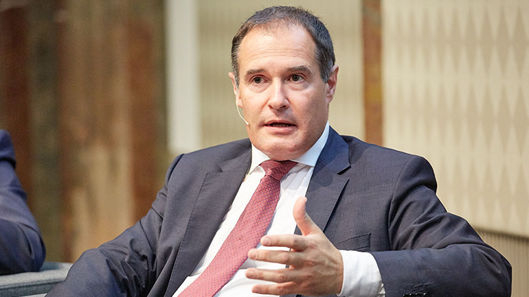 Ο επικεφαλής της Frontex γνωστοποίησε πως θέλει να παραμείνει στη θέση του