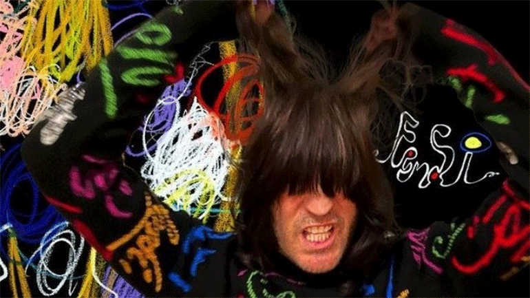 O οίκος Fendi συναντά τον Νόελ Φίλντινγκ