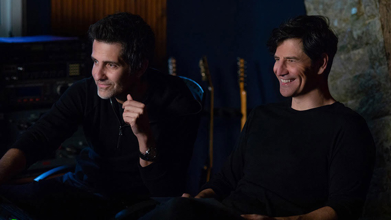 Σάκης Ρουβάς και Φοίβος στη συνεργασία της χρονιάς!