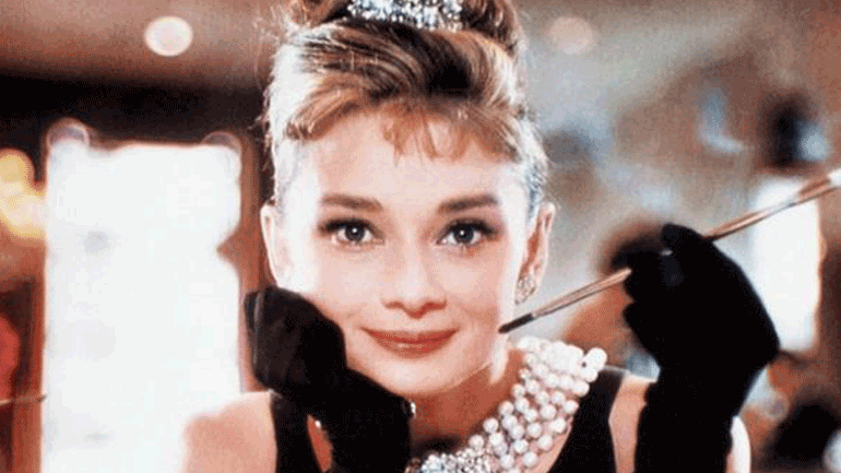 Όντρεϊ Χέπμπορν: Σαν σήμερα «έφυγε» η σταρ του μεταπολεμικού αμερικανικού κινηματογράφου