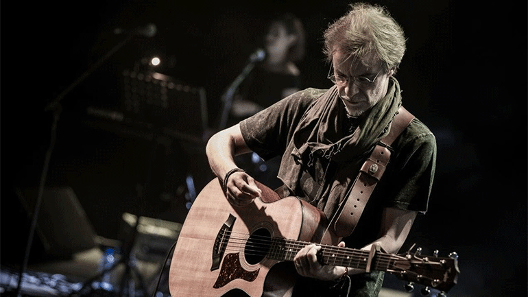 Ο Μίλτος Πασχαλίδης «ζωντανά» από τον Σταυρό του Νότου