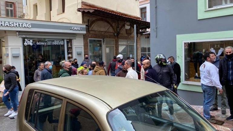 Άγρια συμπλοκή μεταναστών στο κέντρο της Χίου