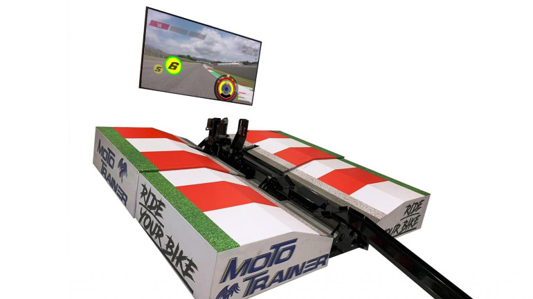 Αυτό θα σας κρατήσει ώρες πάνω στη μοτοσικλέτα σας...