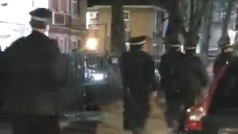 Βρετανία: Η αστυνομία διέλυσε γάμο με σχεδόν 400 καλεσμένους