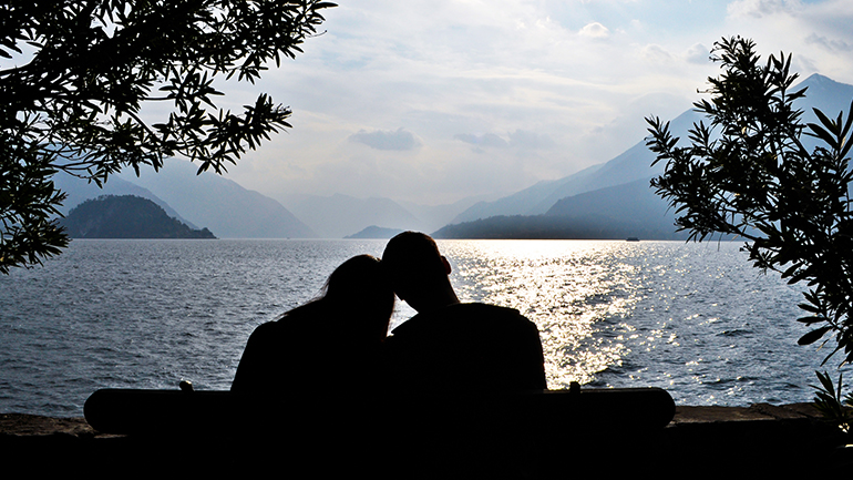 Πόσο διαφέρει η συμπεριφορά των δύο συντρόφων μετά το σεξ;