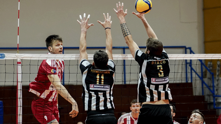 Βόλεϊ: Πέρασε νικηφόρα από το Ηράκλειο ο Ολυμπιακός, 3-1 σετ τον ΟΦΗ