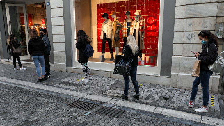 Στα 6.000 τα ενεργά κρούσματα στη χώρα – Στην Αττική τα μισά