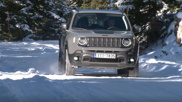 Η έκδοση Trailhawk αποδίδει 240 ίππους.