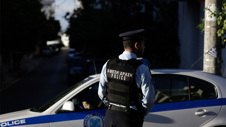 Πάτρα: Χειροπέδες σε δύο άνδρες για λαθραία τσιγάρα