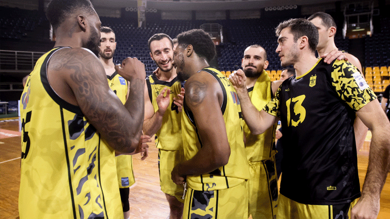 Έκανε πάρτι ο Άρης, 77-48 το Μεσολόγγι