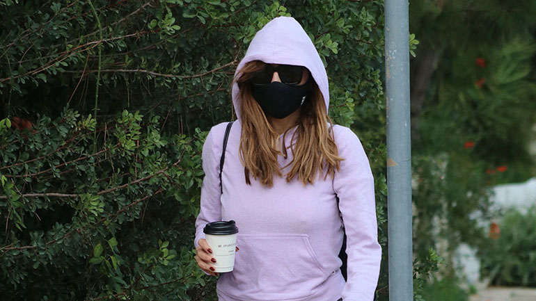 Δέσποινα Βανδή: Πρωινή βόλτα στα νότια προάστια