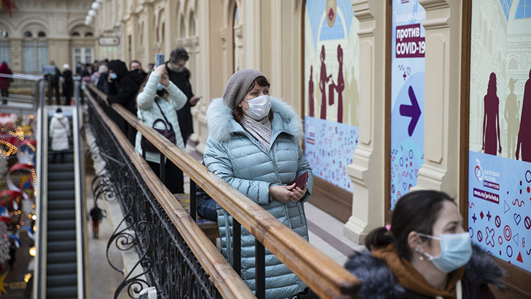 Σε 20.921 ανέρχονται τα νέα κρούσματα κορωνοϊού στη Ρωσία