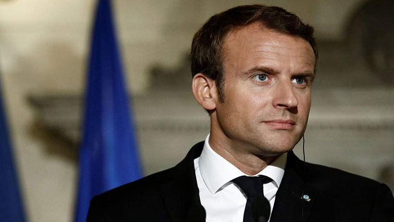 Ο πρόεδρος Μακρόν υπόσχεται “να στηρίξει τα θύματα αιμομιξίας και να αλλάξει τον ποινικό κώδικα”
