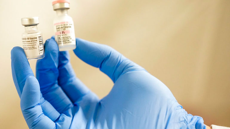 Σε συμφωνία με την Pfizer και τη Sinovac προχώρησε η Ουρουγουάη για την αγορά εμβολίων