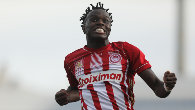 Πέρασε νικηφόρα (1-0) από το Περιστέρι ο Ολυμπιακός, φωνάζει για τη διαιτησία ο Ατρόμητος