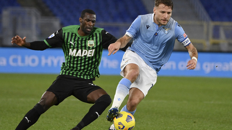 Ιταλία Δύσκολη επικράτηση για τη Λάτσιο, 2-1 τη Σασουόλο