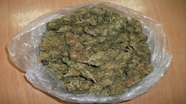 Σύλληψη 14χρονου για κατοχή ναρκωτικού skunk