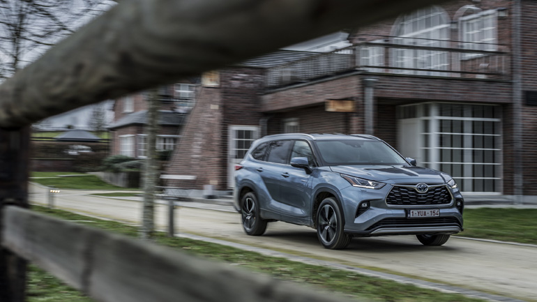 Ήρθε στην Ευρώπη το 7θέσιο SUV της Toyota