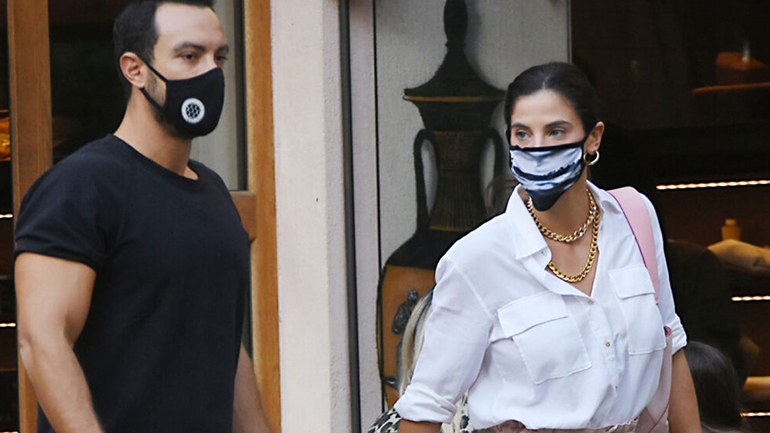 Σάκης Τανιμανίδης για την εγκυμοσύνη της συζύγου του: «Δυσκολευτήκαμε αρκετά. Δεν θυμάμαι πόσες ήταν οι προσπάθειες»