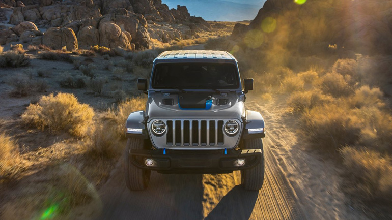 Καίει λίγο καύσιμο και έχει ελάχιστες εκπομπές ρύπων.