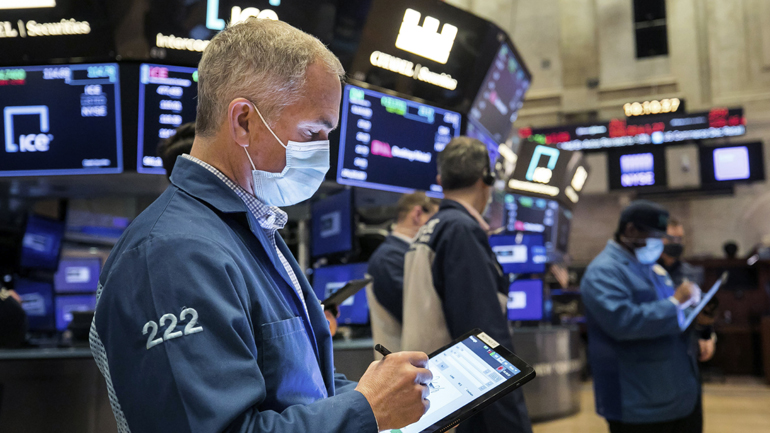 Μεικτά πρόσημα στη Wall Street